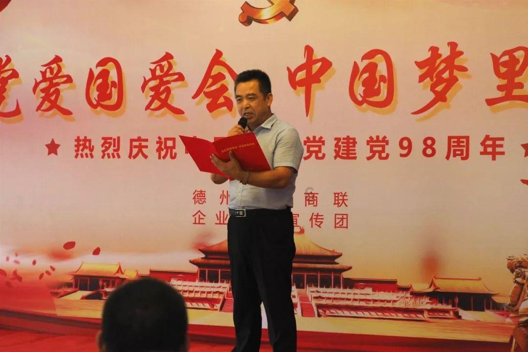 千万网红樊小慧被封号!被前夫和婆婆殴打,网友发现3点疑点