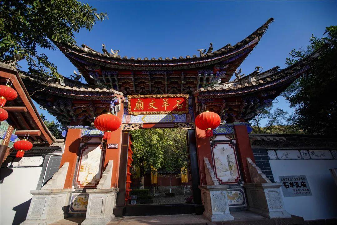 迷路的可爱女宝宝