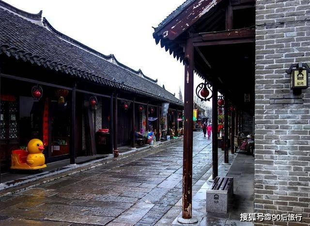 颍上县杨湖镇举办“迎新春 送春联”活动